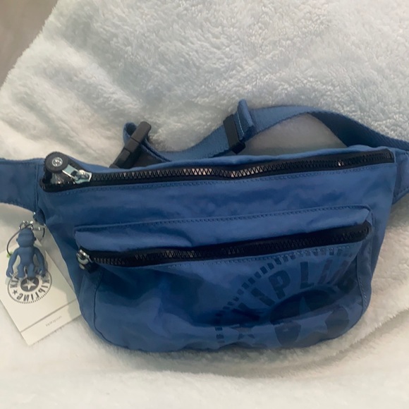 Kipling Handbags - 🆕💙Kipling Yasemina XL Waist Pack, Soulful Blue